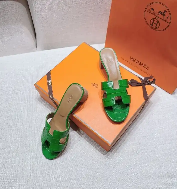 hype Hermes Slippers