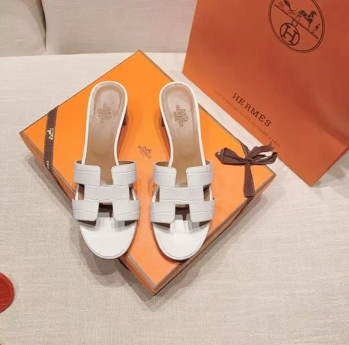 hype Hermes Slippers