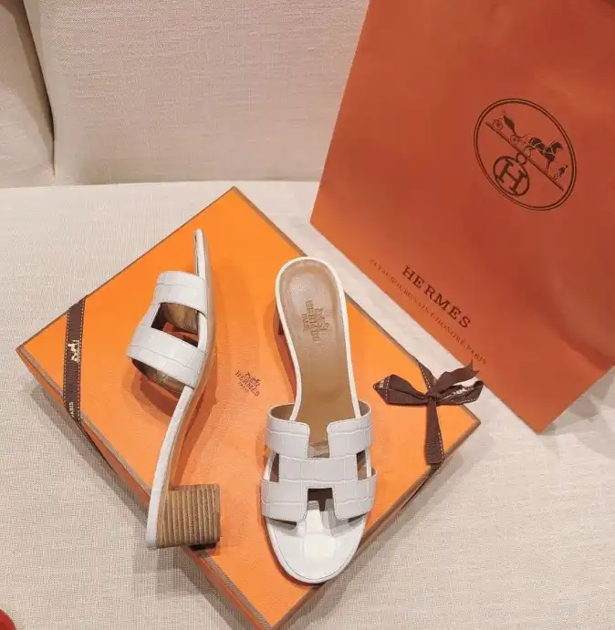 hype Hermes Slippers