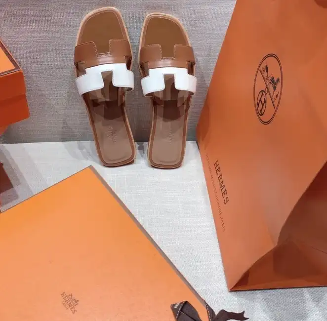 hype Hermes Slippers