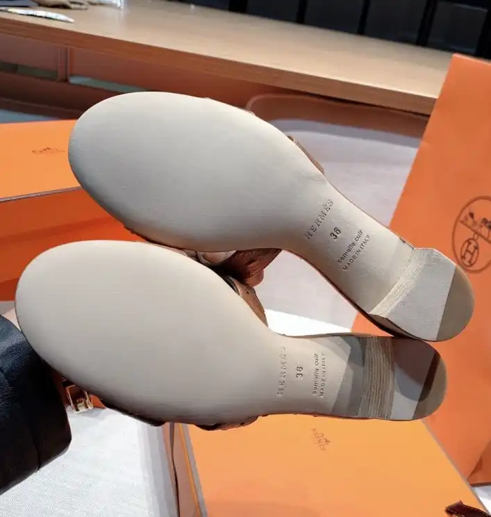 hype Hermes Slippers