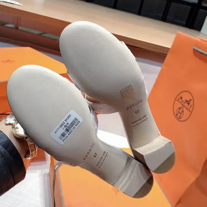 hype Hermes Slippers