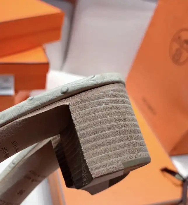 hype Hermes Slippers