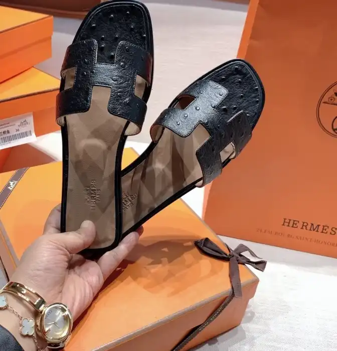 hype Hermes Slippers