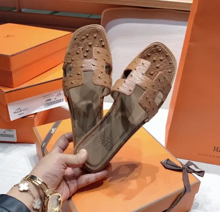 hype Hermes Slippers