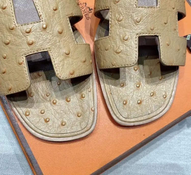 hype Hermes Slippers