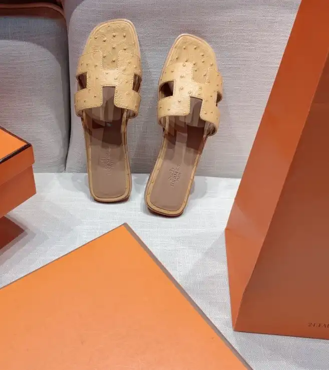 hype Hermes Slippers