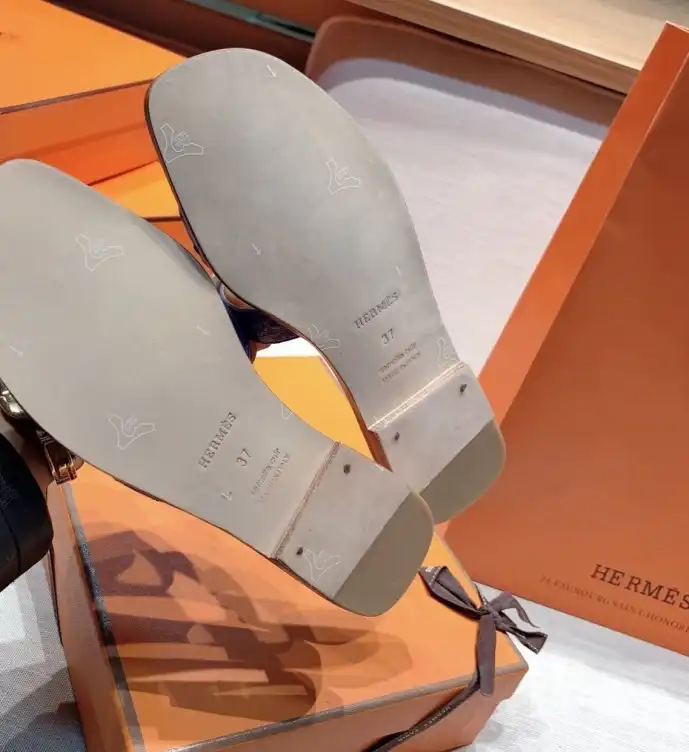 hype Hermes Slippers