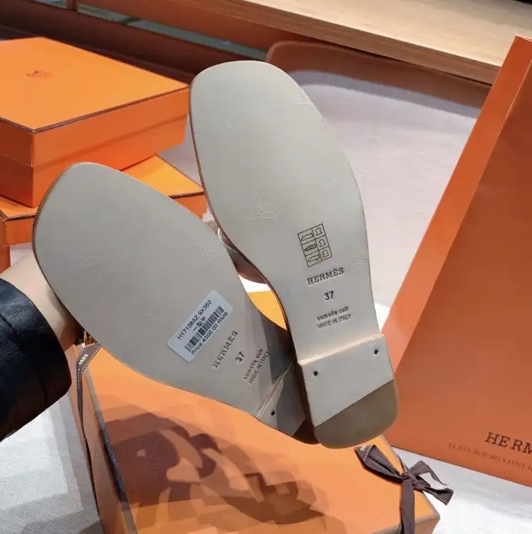 hype Hermes Slippers