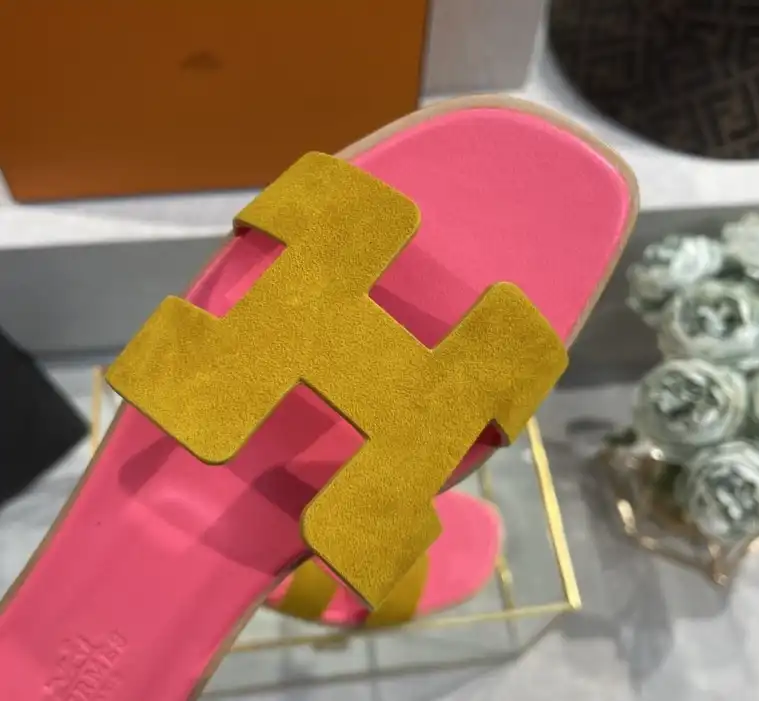 hype Hermes Slippers