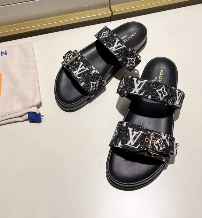 hype LV Slippers