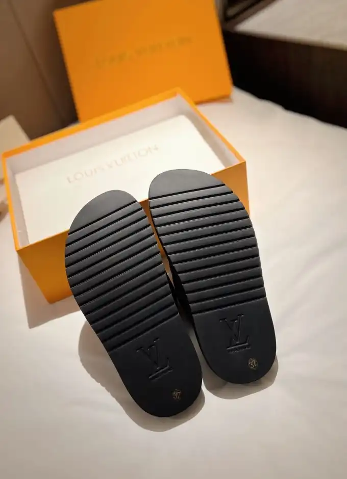 hype LV Slippers