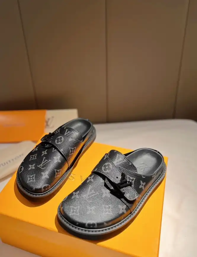 hype LV Slippers