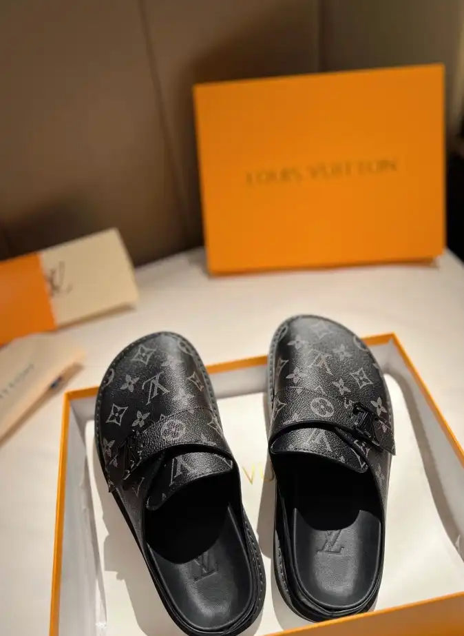 hype LV Slippers