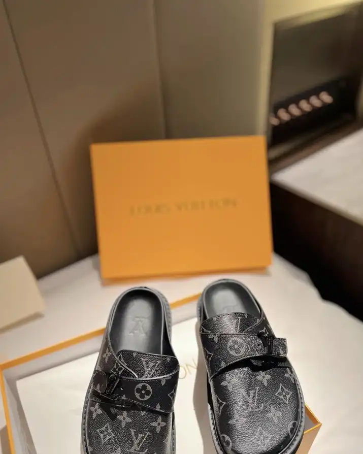 hype LV Slippers