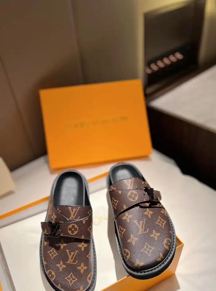 hype LV Slippers