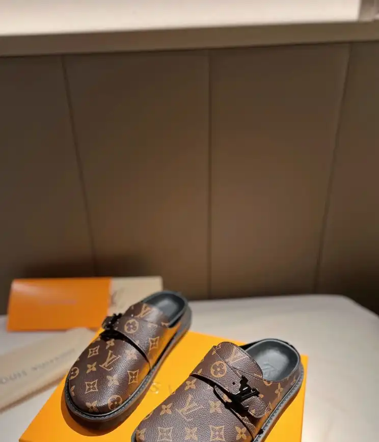 hype LV Slippers