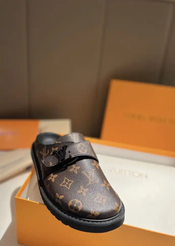 hype LV Slippers