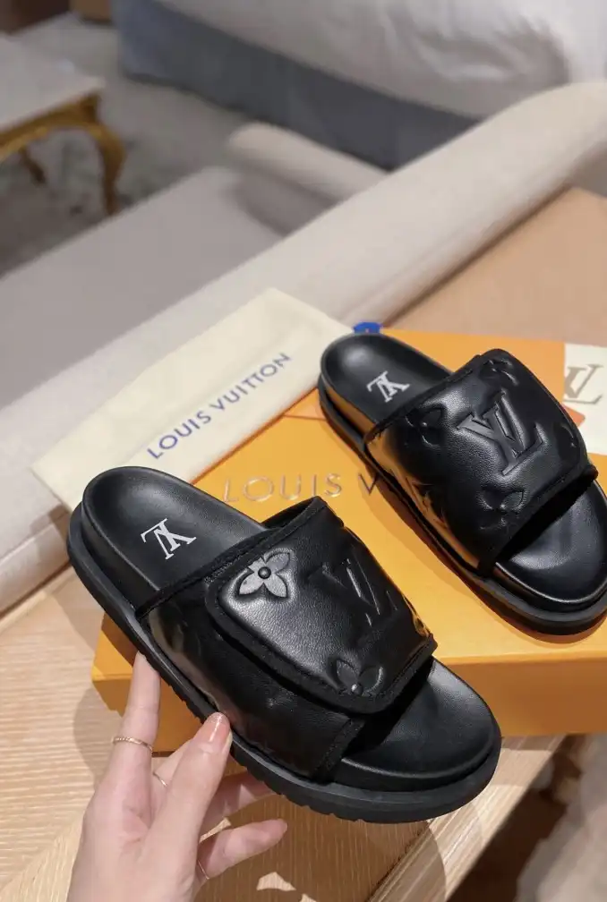 hype LV Slippers