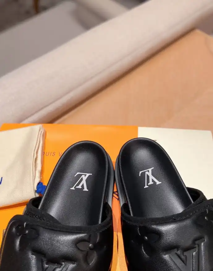 hype LV Slippers