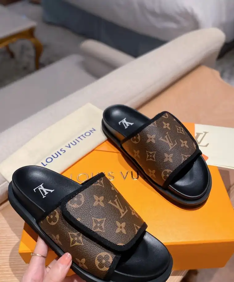 hype LV Slippers