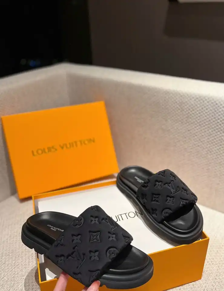 hype LV Slippers