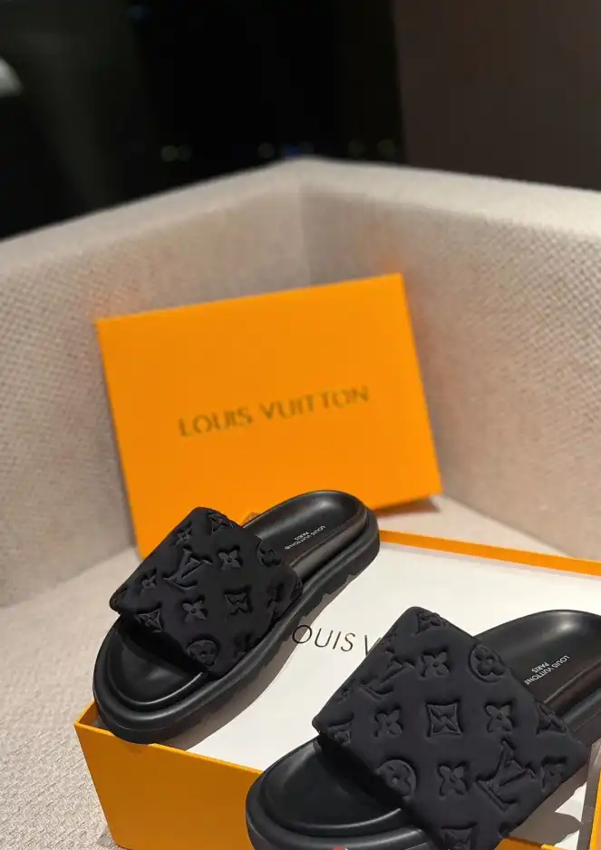 hype LV Slippers