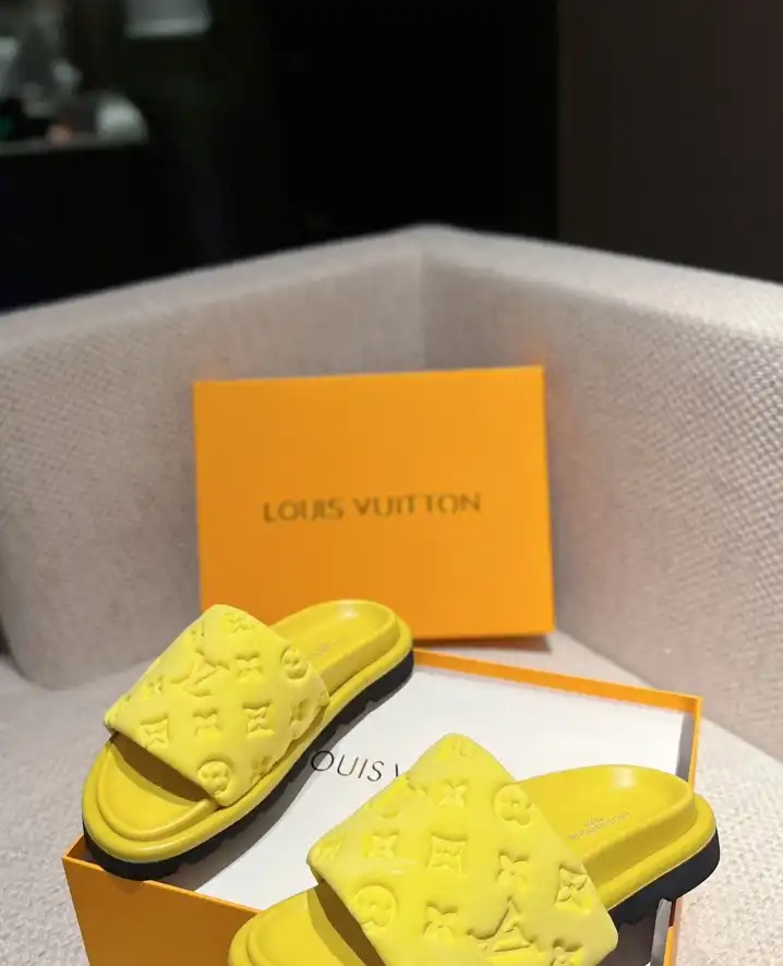 hype LV Slippers