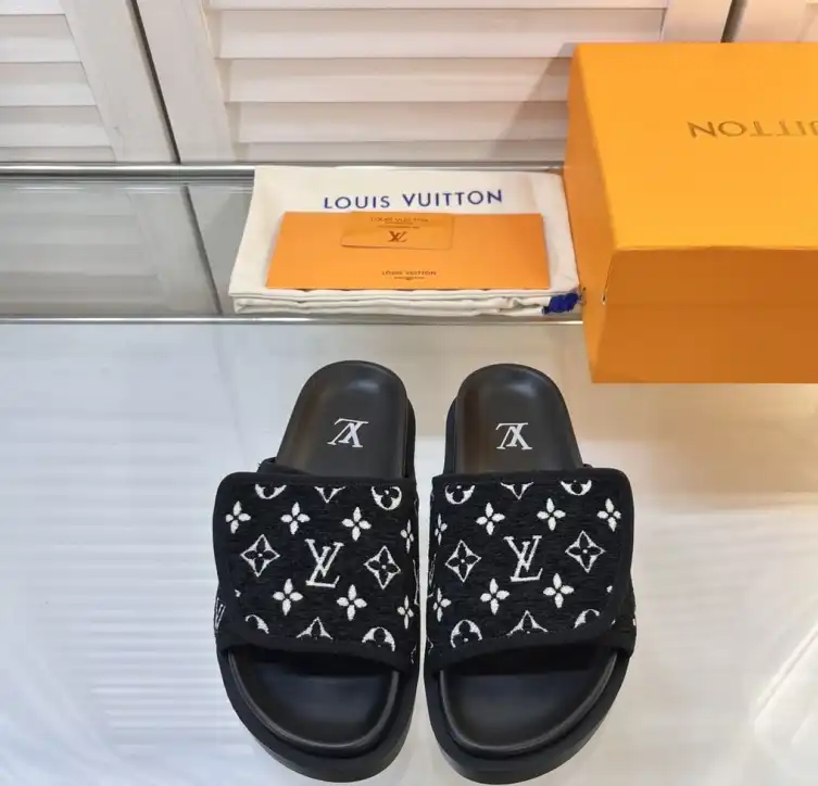 hype LV Slippers