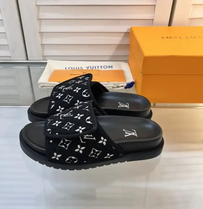 hype LV Slippers