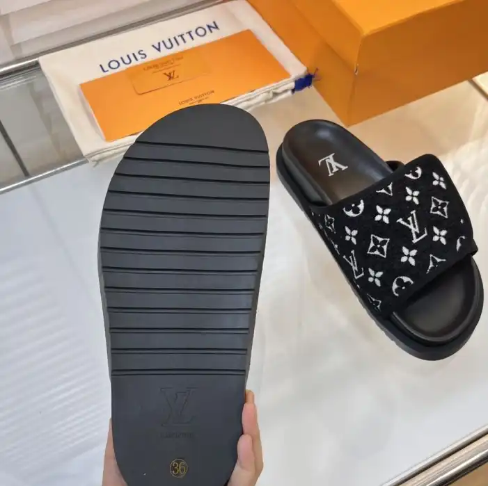 hype LV Slippers