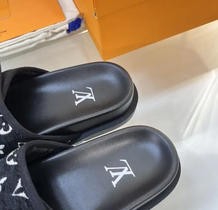 hype LV Slippers