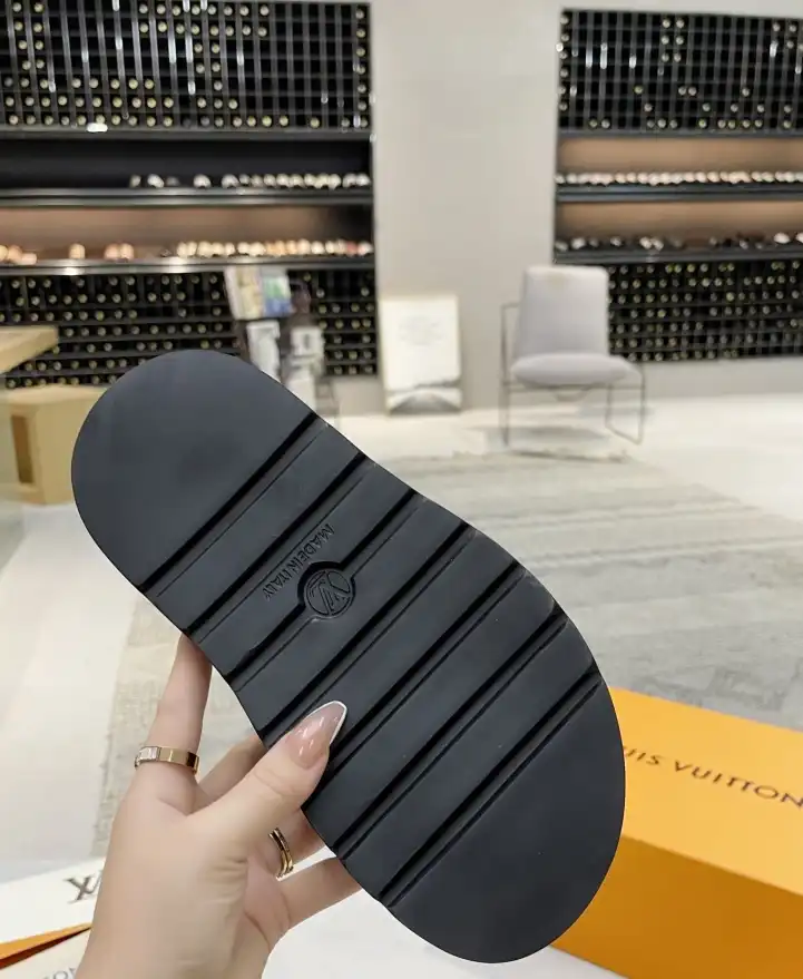 hype LV Slippers