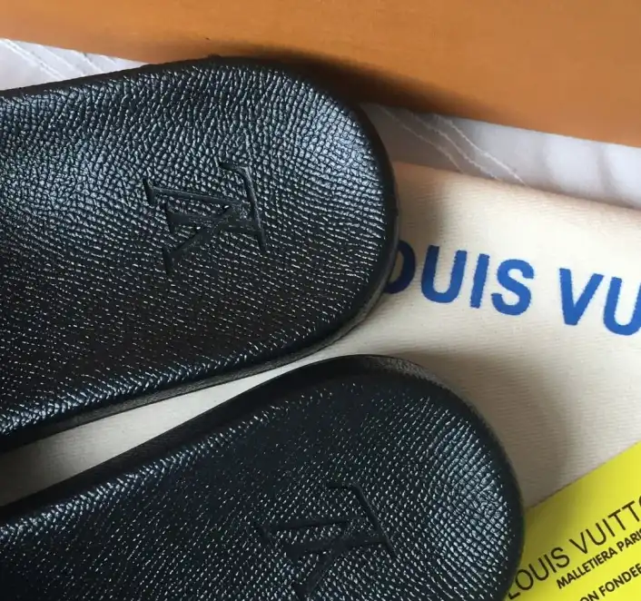 hype LV Slippers