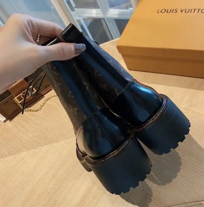 hype LV Boots