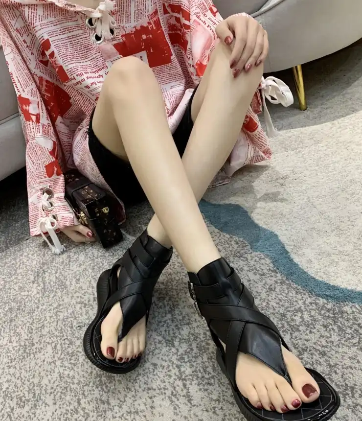 hype LV Sandals