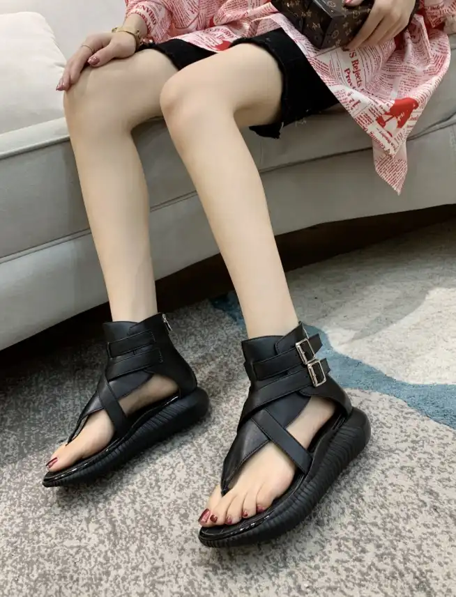 hype LV Sandals