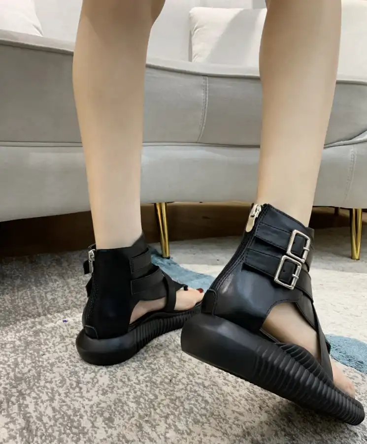 hype LV Sandals