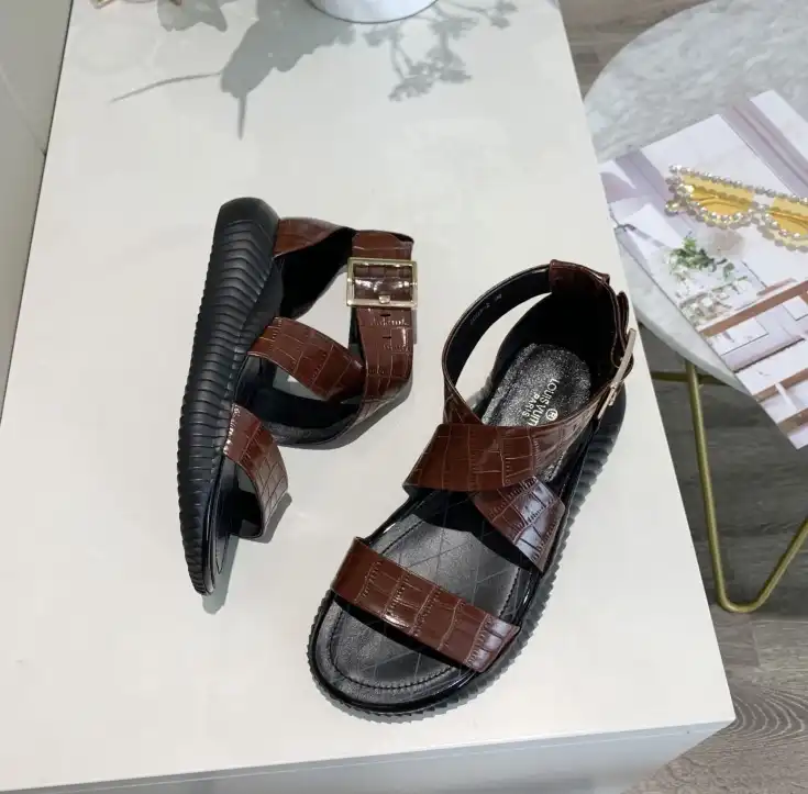 hype LV Sandals