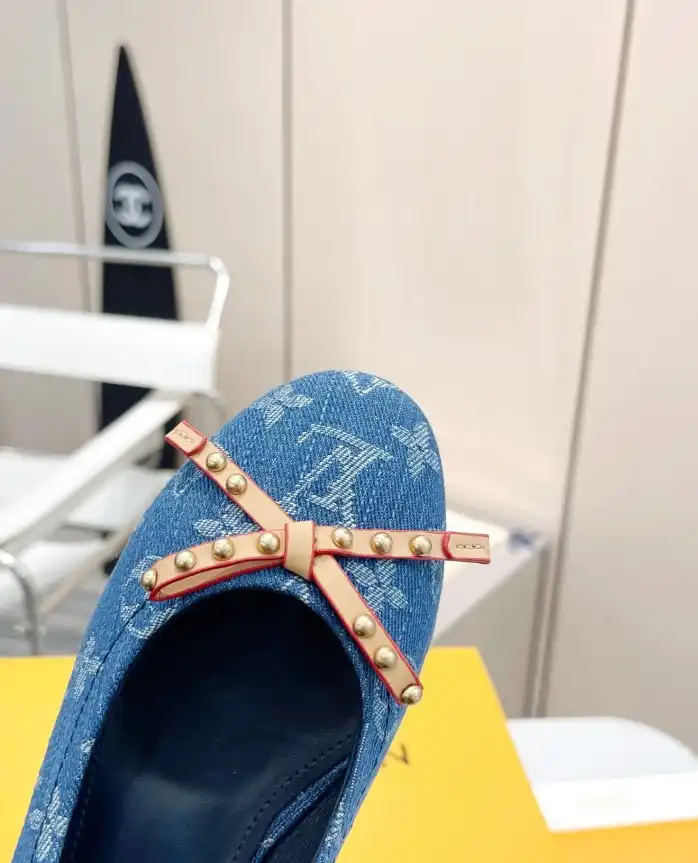 hype LV flat shoes