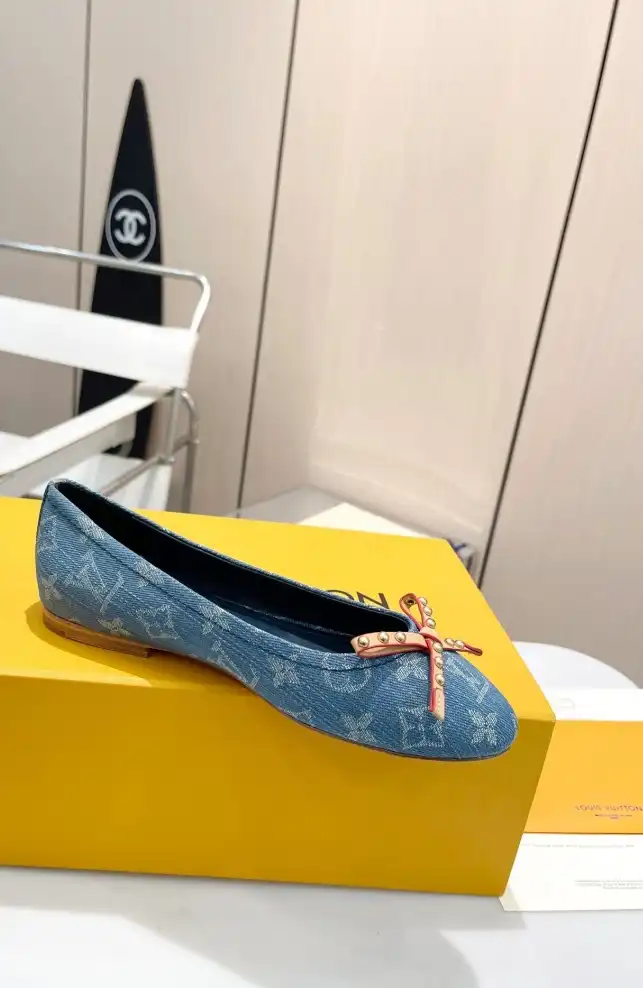 hype LV flat shoes