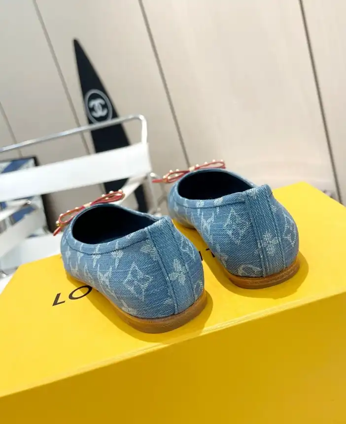 hype LV flat shoes