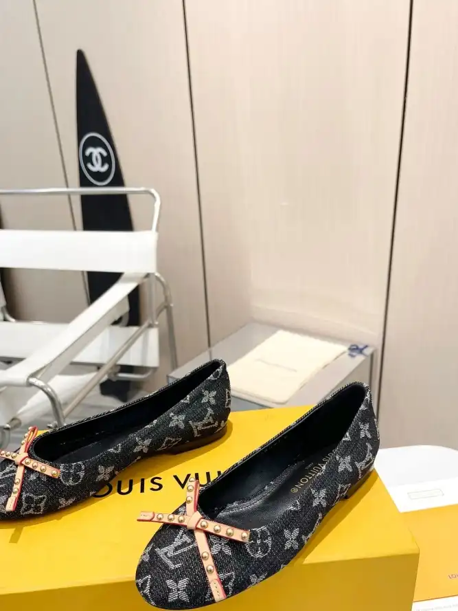 hype LV flat shoes