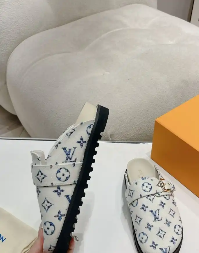 hype LV Slippers