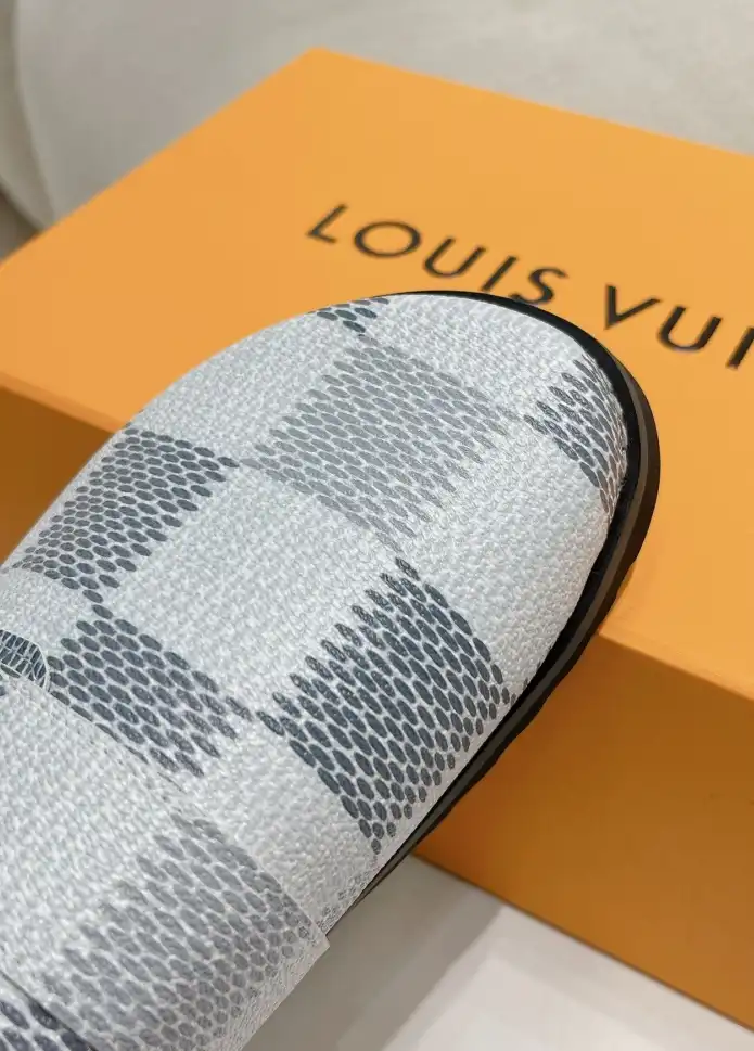 hype LV Slippers