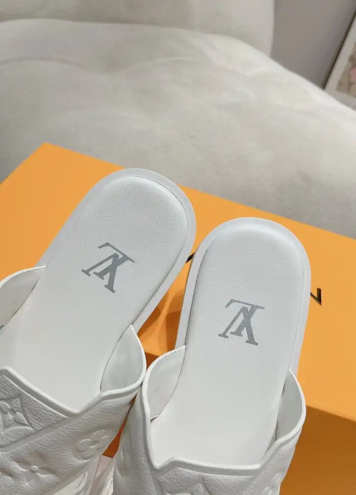 hype LV Slippers