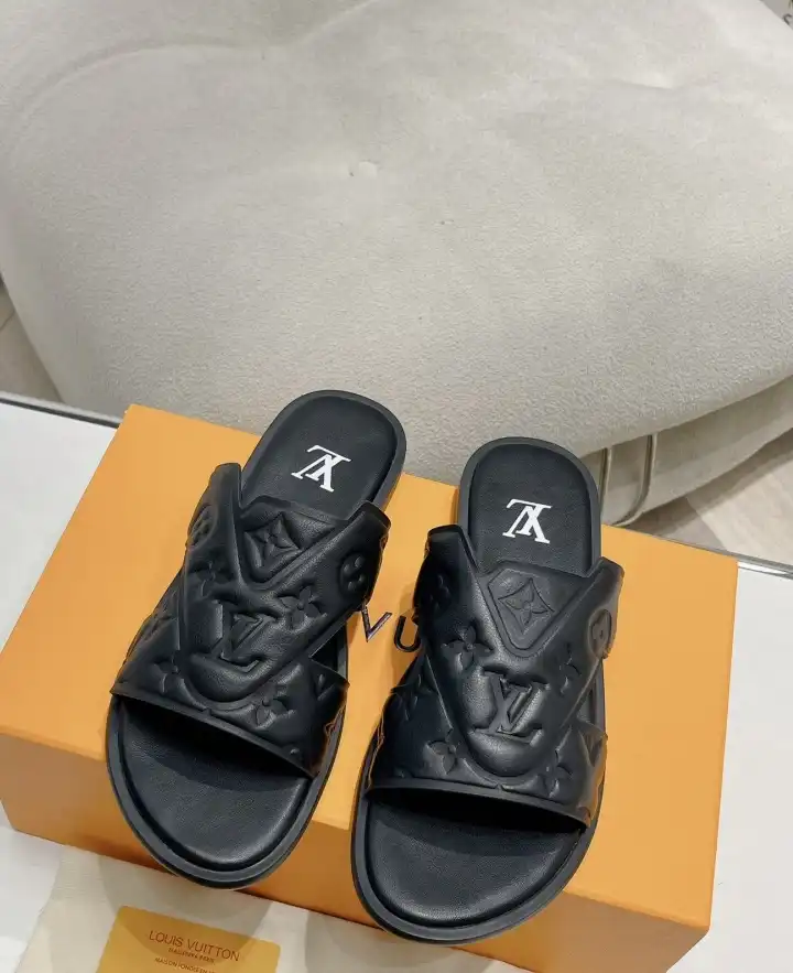 hype LV Slippers