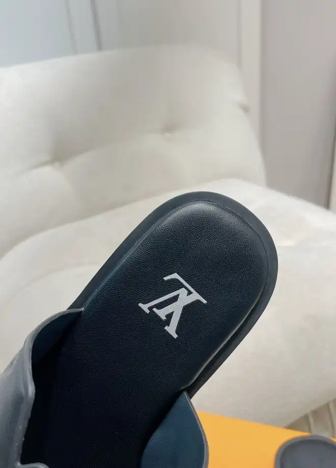 hype LV Slippers