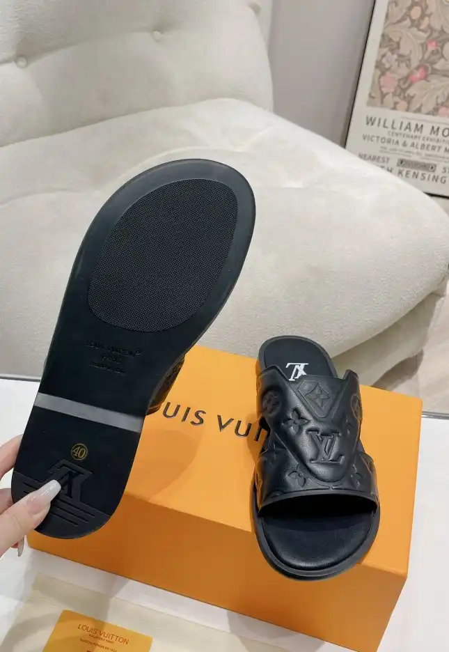 hype LV Slippers