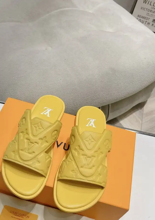 hype LV Slippers